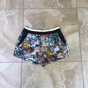 Flowery shorts